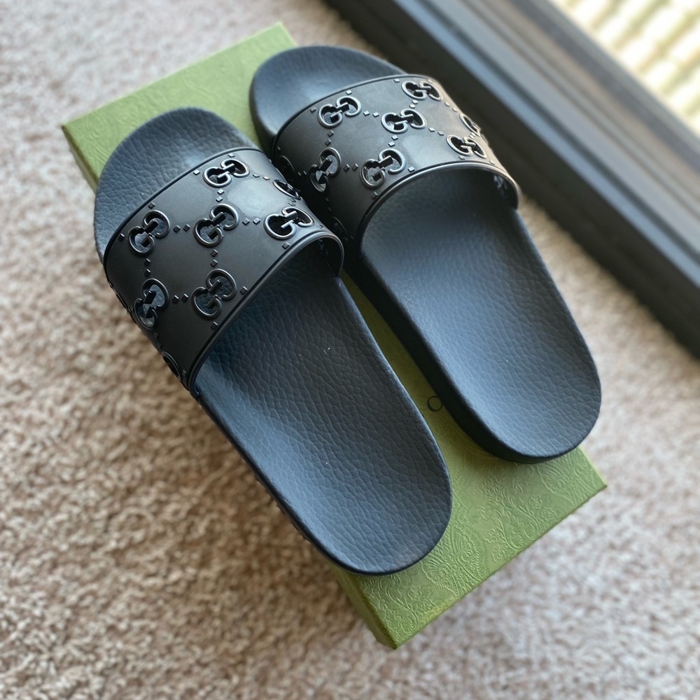 Gucci Rubber Slides